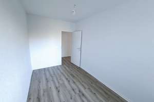 Modernisierte 3 Zimmerwohnung zur Miete - Wentzel Dr. – Boockholtzstraße 5, 22880 Wedel – Vorschaubild 4