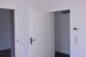 4 ZKB im 4.OG Neustadt - Ideal für Paare oder Familien – Kaiser-Karl-Ring 4, 55118 Neustadt, Mainz – Vorschaubild 3