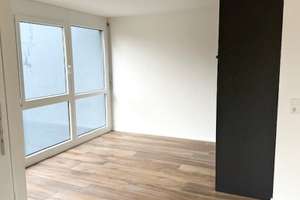 Schickes, weitläufiges Apartment mit sonnigem Balkon & super Lage am Kräherwald – Geisseichstr. 29, 70197 Kräherwald, Stuttgart – Vorschaubild 5