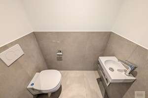 Altbau am Rheinturm: 4-Zimmer Maisonette-Wohnung – Lorettostrasse 45, 40219 Unterbilk, Düsseldorf – Vorschaubild 25