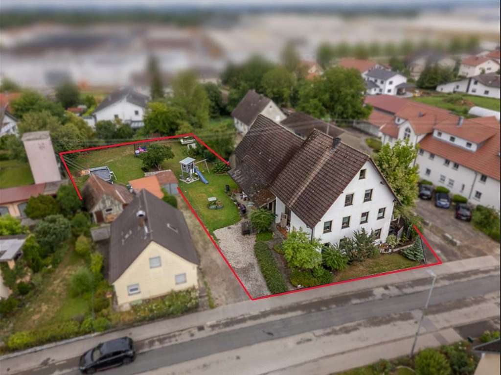 Immobilie in Kirchdorf an der Iller - Ein Zuhause mit Substanz, Freiraum und vielseitigen Nutzungsmöglichkeiten - Bild 2