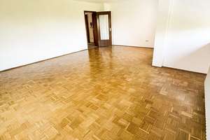 Wohnen auf zwei Ebenen
5-Zimmer-Maisonette-Wohnung mit Balkon und zwei Tiefgaragenstellplätzen – Die vollständige Adresse der Immobilie erhältst du vom Anbieter., 76139 Hagsfeld, Karlsruhe – Vorschaubild 6