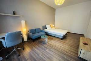 Voll möblierte 1-Zimmer-Altbauwohnung im Gleim-Kiez, Prenzlauer Berg 🇩🇪🇬🇧 – Rhinower Straße 11, 10437 Prenzlauer Berg, Berlin – Vorschaubild 2