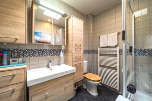 4-Zimmer-Erdgeschosswohnung mit sonnigem Garten in ruhiger Lage in Kreyenbrück – Die vollständige Adresse der Immobilie erhältst du vom Anbieter., 26133 Bümmerstede, Oldenburg (Oldenburg) – Vorschaubild 8