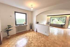 Ideales Familienhaus mit Gartenparadies – Die vollständige Adresse der Immobilie erhältst du vom Anbieter., 80997 Allach, München – Vorschaubild 2