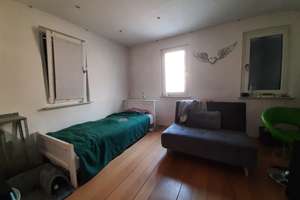 Altbau in Zentrum - charmantes Wohnhaus – Die vollständige Adresse der Immobilie erhältst du vom Anbieter., 70469 Feuerbach-Mitte, Stuttgart – Vorschaubild 13