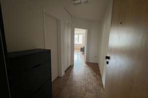 Sanierte und vollmöblierte 3-Zimmer-Wohnung – Paul-Röntgen-Straße 5, 52072 Ponttor, Aachen – Vorschaubild 3