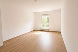Helle 2-Zimmer-Wohnung in Kornwestheim | Terrasse, Garten, TG, renoviert & E-Rollläden – Die vollständige Adresse der Immobilie erhältst du vom Anbieter., 70806 Kornwestheim – Vorschaubild 2