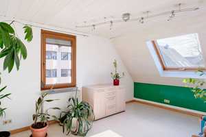 Idyllische Doppelhaushälfte in Top-Lage in Ruit mit großem Garten und Carport! – Esslingen (Kreis) – Vorschaubild 10