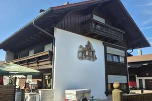 Viel Platz von Privat - großes EFH mit 8 Zimmern