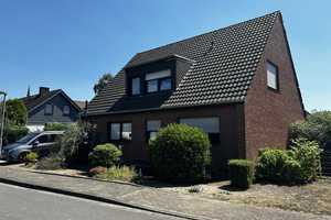 ***Provisionsfrei*** Gepflegtes Zweifamilienhaus in Toplage von Vorst – Viersen (Kreis) – Vorschaubild 1