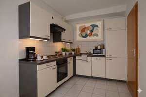 Lichtdurchflutete 1-Zimmer-Wohnung mit Loggia in ruhiger, grüner Lage – Lohbekstieg 32a, 22529 Lokstedt, Hamburg – Vorschaubild 4