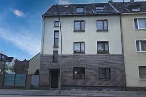 Mehrfamilienhaus in GE-Erle: modernisiert, voll vermietet, 4 Einheiten + 3 Garagen + 1 Stellplatz – Die vollständige Adresse der Immobilie erhältst du vom Anbieter., 45891 Erle, Gelsenkirchen – Vorschaubild 1