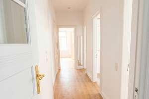 3 Zi. Altbau Eimsbüttel, modernisiert, hohe Decken, Holz-Dielen, Stuck, ca. 70qm, frei/bezugsfertig – Die vollständige Adresse der Immobilie erhältst du vom Anbieter., 20255 Eimsbüttel (Ortsteil), Hamburg – Vorschaubild 4