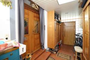 Charme und Charakter inklusive: Teilunterkellertes Wohnhaus mit Wintergarten, Sauna und Swimmingpool – Die vollständige Adresse der Immobilie erhältst du vom Anbieter., 24837 Schleswig – Vorschaubild 13