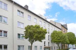 Kassel-Wehlheiden: Helle 3-Zimmerwohnung mit großzügiger Loggia und Garage… – Die vollständige Adresse der Immobilie erhältst du vom Anbieter., 34121 Wehlheiden, Kassel – Vorschaubild 16