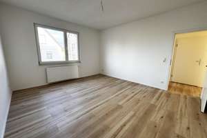 Erstbezug nach Sanierung - Neuer Boden/Küche/Bad/Fenster - Zentrale Lage in Heilbronn – Die vollständige Adresse der Immobilie erhältst du vom Anbieter., 74072 Heilbronn, Heilbronn – Vorschaubild 9