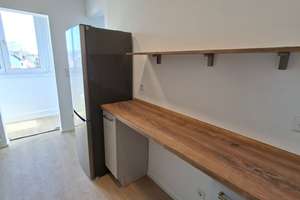 ~ ERSTBEZUG N. SANIERUNG: Sehr schöne, tolle 2-Zi.-Wohnung * neue EBK * zentral in S-Wangen ~ – Die vollständige Adresse der Immobilie erhältst du vom Anbieter., 70327 Wangen, Stuttgart – Vorschaubild 3