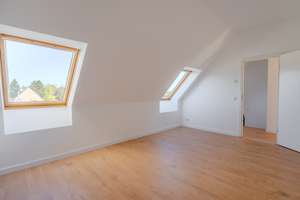 Moderne Maisonettewohnung mit Terrasse und TG-Stellplatz in begehrter Lage (provisionsfrei) – Südallee 99, 40493 Benrath, Düsseldorf – Vorschaubild 15