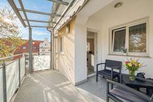 HOCHFELD: 4-Zimmerwohnung mit Wohnküche und Balkon- Loggia
