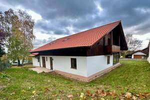 Großzügiges Einfamilienhaus mit Wintergarten, zwei Terrassen und großem Garten! – Die vollständige Adresse der Immobilie erhältst du vom Anbieter., 84066 Mallersdorf-Pfaffenberg – Vorschaubild 5