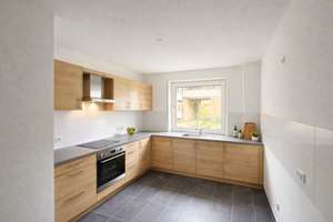 Helle 3-Zimmer-Etagewohnung mit Loggia in zentraler Lage von Oberhausen-Sterkrade – Die vollständige Adresse der Immobilie erhältst du vom Anbieter., 46145 Tackenberg, Oberhausen – Vorschaubild 3