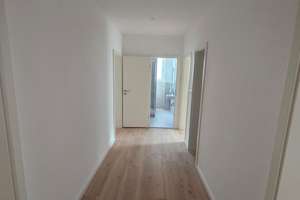 Familienfreundliche kernsanierte große 91qm helle 3-Zimmer-Wohnung mit Terrasse Einbauküche zentral – Schillerstr. 51, 76135 Weststadt, Karlsruhe – Vorschaubild 13