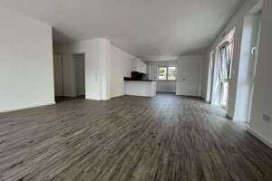 Lichtdurchflutete 3-Zimmer-Wohnung mit moderner Küche