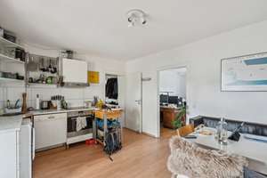 Attraktive 2-Zimmer-Wohnung im 3. OG in Düsseldorf – ideal für Eigennutzer oder Kapitalanleger – Die vollständige Adresse der Immobilie erhältst du vom Anbieter., 40227 Oberbilk, Düsseldorf – Vorschaubild 2