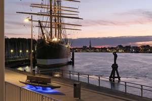 Ferienwohnung mit Wasserblick an der Priwallpromenade – Die vollständige Adresse der Immobilie erhältst du vom Anbieter., 23570 Travemünde, Lübeck – Vorschaubild 2