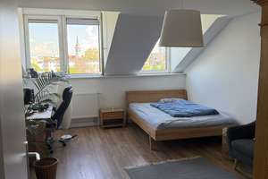 Helles, großzügiges WG-Zimmer in saniertem Altbau – nur 5 Minuten zu Fuß zur Universität Mannheim