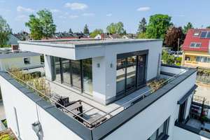Design, Raum und Flexibilität – eine moderne Bauhausvilla mit Pool für alle Lebensphasen – Die vollständige Adresse der Immobilie erhältst du vom Anbieter., 81825 Gartenstadt Trudering, München – Vorschaubild 26