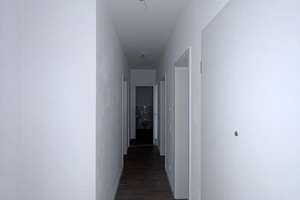 Zuhause mit viel Platz in einem modernen Penthouse in Baunatal – Hainbuchenstraße X, 34225 Baunatal – Vorschaubild 3