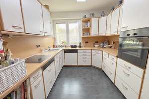 Wohnen mit Wohlfühlfaktor – Einfamilienhaus mit Garten, Wintergarten und Sauna – Die vollständige Adresse der Immobilie erhältst du vom Anbieter., 54296 Irsch, Trier – Vorschaubild 4