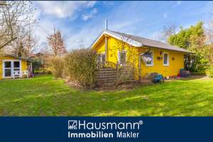 Charmantes Ferienhaus mit Kamin und großem Garten unmittelbar am Nehmser See! – Dorfkoppel 9, 23813 Nehms – Vorschaubild 1