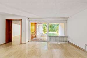 Exklusives Refugium: großzügiger Splitlevel-Bungalow mit Potenzial zur Neugestaltung – Die vollständige Adresse der Immobilie erhältst du vom Anbieter., 81735 Gartenstadt Trudering, München – Vorschaubild 5