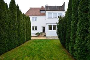 Rendite 4% ! Mehrfamilienhaus mit 4 Wohnungen und Balkonen, Dachterrasse in Regensburg Südost – Die vollständige Adresse der Immobilie erhältst du vom Anbieter., 93053 Kasernenviertel, Regensburg – Vorschaubild 2