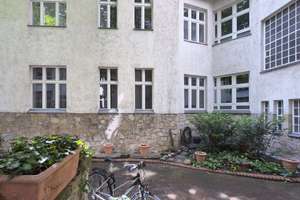 Altbau 3-Zimmer-Wohnung mit angebundenem Atelier/Showroom – Niebuhrstraße – Niebuhrstraße 58, 10629 Charlottenburg, Berlin – Vorschaubild 25