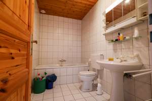 1-3 Familienhaus mit viel Potential und Stadtgarten in zentraler Lage von Mönchengladbach – Die vollständige Adresse der Immobilie erhältst du vom Anbieter., 41069 Westend, Mönchengladbach – Vorschaubild 6