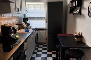 Stilvolle 3,5-Zimmer-Altbauwohnung (möbliert) — Kurzzeit-Untervermietung (Nordend-Ost/Ostend)  – Waldschmidtstrasse 17, 60316 Ostend, Frankfurt am Main – Vorschaubild 3