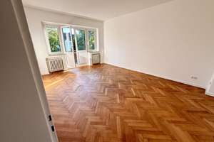 Stilvolle Altbauwohnung mit Fischgrätparkett, neuem Bad & parkähnlichem Garten im Bismarckviertel