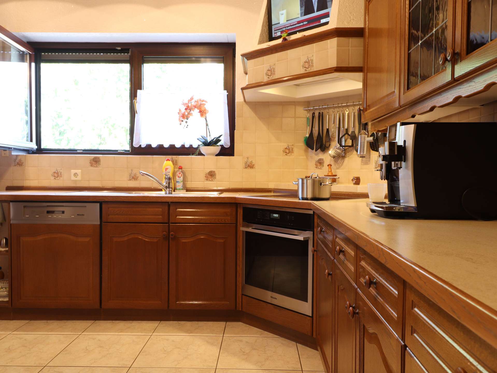 Immobilie in Rheinau - Ruhig gelegenes Mehrgenerationenhaus mit Garten und Vermietungsmöglichkeit - Bild 6