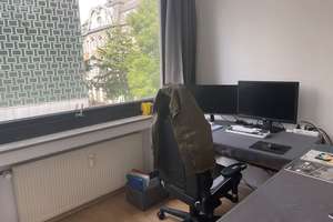 Möbliertes WG-Zimmer in zentraler Lage am Aachener Bushof – Dahmengraben 24, 52062 Markt, Aachen – Vorschaubild 4