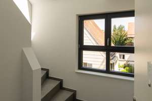 3 Zimmer-Dachterrassentraum ab sofort zu vermieten – Ulfilasstraße 29 b, 81739 Waldperlach, München – Vorschaubild 1
