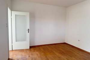 RENOVIERTES, GROßZÜGIGES, FREISTEHENDES EFH MIT DOPPELGARAGE IN BESTER WOHNLAGE! – Die vollständige Adresse der Immobilie erhältst du vom Anbieter., 67657 Innenstadt Nord Kaiserberg, Kaiserslautern – Vorschaubild 9