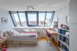 Schöne Dachgeschosswohnung mit Terrasse und Kamin in der Nähe zum Teutoburger Platz – Die vollständige Adresse der Immobilie erhältst du vom Anbieter., 10119 Prenzlauer Berg, Berlin – Vorschaubild 13