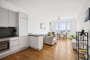 2-Zimmer-Wohnung mit Concierge-Service und Balkon in der Nähe des Potsdamer Platzes. – Die vollständige Adresse der Immobilie erhältst du vom Anbieter., 10963 Tiergarten, Berlin – Vorschaubild 1