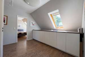 Großzügiges Einfamilienhaus | 111m² Erdgeschoss zzgl. ausgebautem Obergeschoss – Die vollständige Adresse der Immobilie erhältst du vom Anbieter., 22359 Volksdorf, Hamburg – Vorschaubild 28