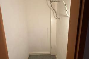 2 Zimmer Wohnung mit Balkon in Köln-Höhenberg – Weimaer Straße 49, 51103 Höhenberg, Köln – Vorschaubild 4