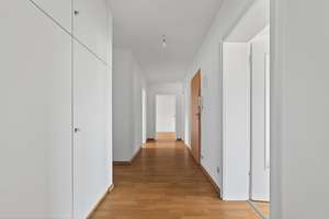 Helles WG- Zimmer mit eigenem Balkon in Knielingen – Die vollständige Adresse der Immobilie erhältst du vom Anbieter., 76187 Knielingen, Karlsruhe – Vorschaubild 5
